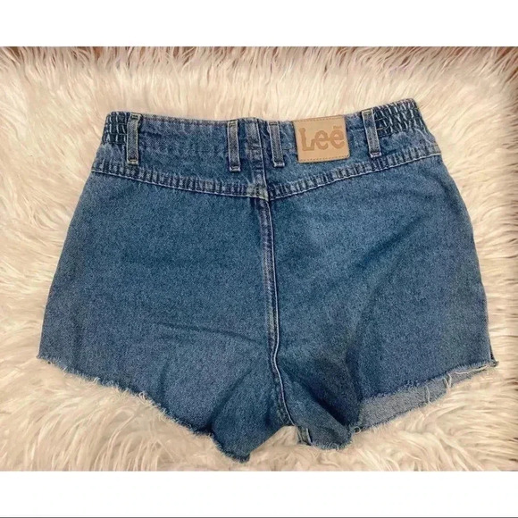 Vintage Lee High Waisted Mom Shorts - Picture 5 of 5